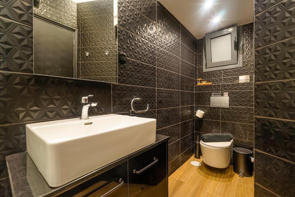 Super Stylish Apartments In The Heart Of Athens! Exterior foto